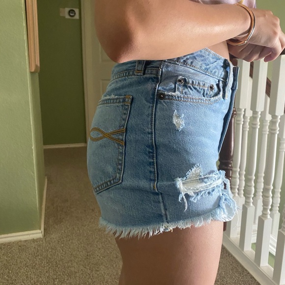 jean short - Picture 5 of 6